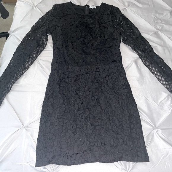 Tobi black lace dress - Picture 2 of 4
